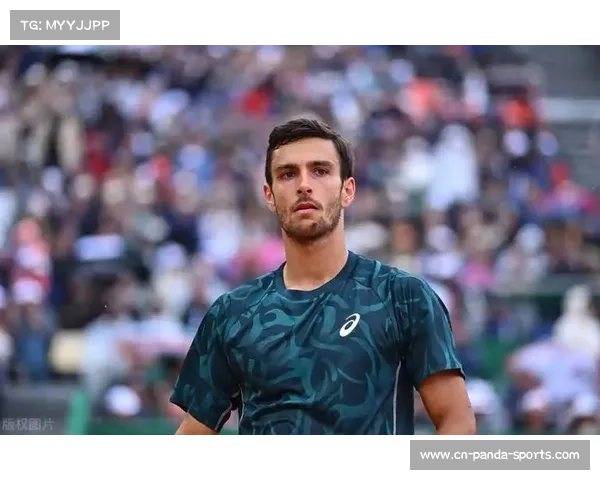 阿尔卡拉斯晋级法网决赛 穆塞蒂伤退卫冕冠军迎来新机遇